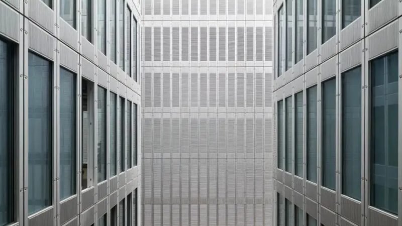 医院防火门：安全与美观的平衡之道